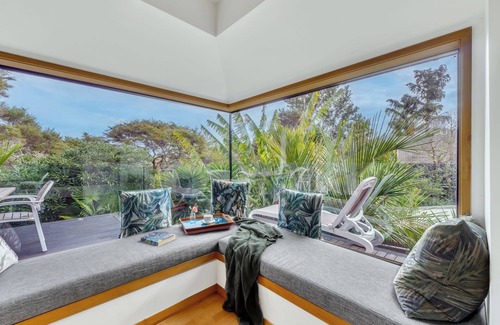 Ponsonby Casa | Tarawera Home - St Heliers Holiday Home