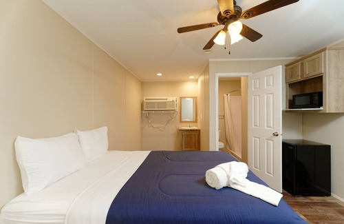 Big Spring Cabina | Target Hospitality - Big Spring Lodge