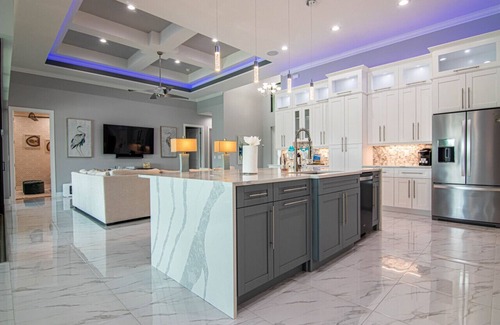 Burnt Store Casa | Tarpon Cove Luxury Home with Heated Pool and Gulf Access