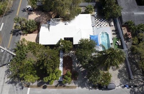 Tarpon River Casa | Tarpon River Retreat | Minutes to Downtown