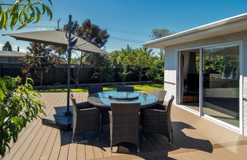 Motueka Casa | Tasman Haven - Motueka Holiday Home
