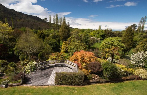Marahau Cabaña | Tasman Hideaway - Marahau Holiday Home
