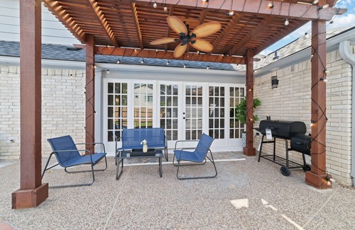 Clodine Casa | Taste of Nature/ 4BD,2.5BTH/ Houston/Amazing Pool