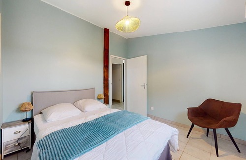 Verruyes Casa | Tasteful and cozy cottage with shared pool near Verruyes.