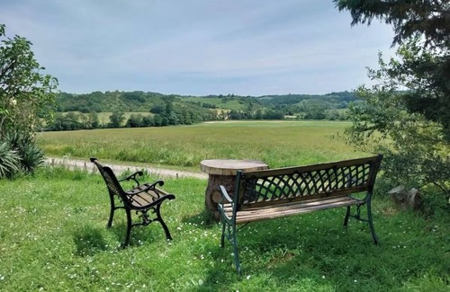 Sauveterre-de-Rouergue Casa | Tastefully renovated country house