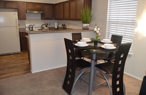 George Bush Park/Eldridge Casa | Tasteful living in quiet complex.