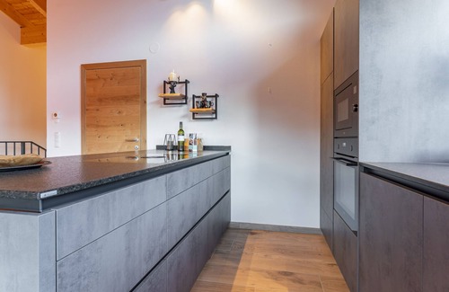 Sankt Lambrecht Casa | Tasteful ski-in ski-out lodge