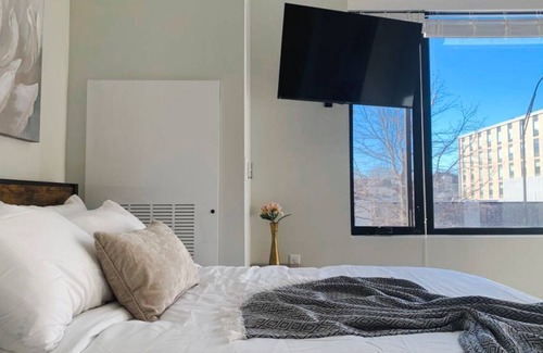 Des Moines Apartamento | Tasteful Studio and Gym - Des Moines