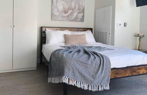 Des Moines Apartamento | Tasteful Studio and Gym - Des Moines