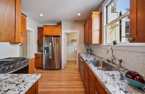 Outer Richmond Apartamento | Tastefully remodeled ocean-view flat