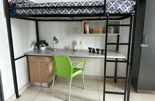 Windhoek West Cama Y Desayuno | TaTe Village