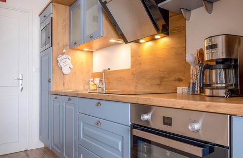 Saint-Vaast-la-Hougue Apartamento | Apartamento con vistas al mar y estilo