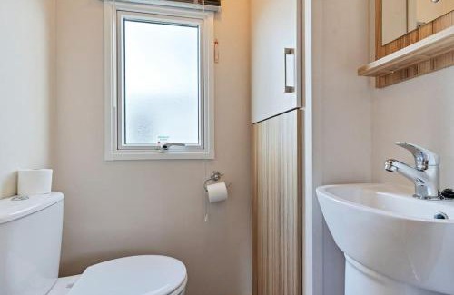 Dogdyke Casa | Tattershall Lakes: Sally's Superior Stay