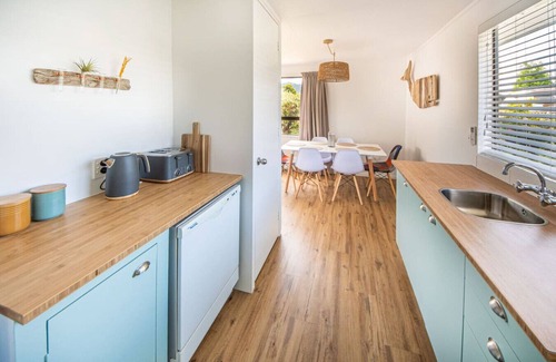 Hilltop Casa | Taupo Gem: Cozy & Private