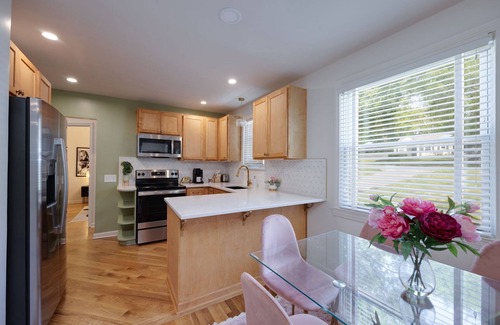 Woodbine Casa | Taylor Swift Eras Inspired Home-10 min to Broadway Sleeps 10