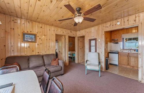 Phelps Casa | TB5 Thunder Bay Resort Cabin5