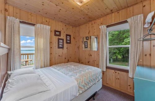 Phelps Casa | TB5 Thunder Bay Resort Cabin5