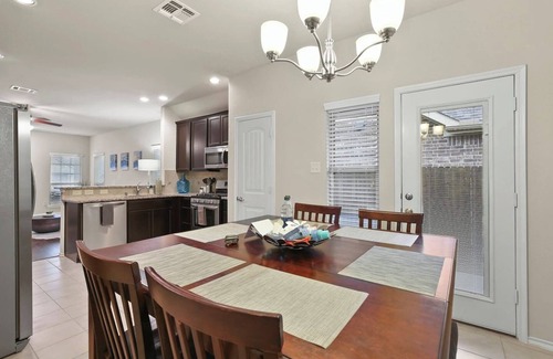 McKinney Casa | Amueblado 3BR / 2BA Inicio
