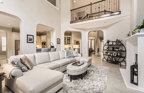 Porter Casa | TCH - Spacious 4bd/3ba home in Porter with Office