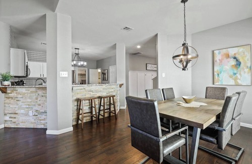 McKinney Casa | TCH - Spacious 5bd/2.5ba in McKinney with Office
