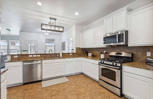 Celina Casa | TCH - Spacious 5bd/3ba home in Celina w/ Workspace
