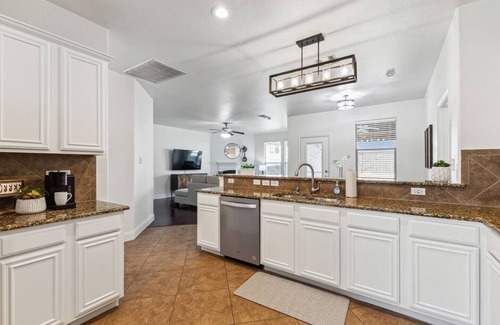 Celina Casa | TCH - Spacious 5bd/3ba home in Celina w/ Workspace