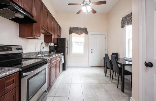 East Riverside Casa | Tchoup House One