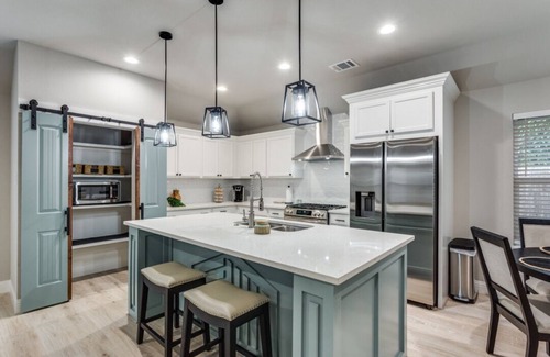 Fort Worth Casa | TCU Walkable! 4BR, Food and Fun!