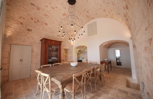 Monopoli Villa | TD Casale Donna Madia Sea View Pool Over Vineyard