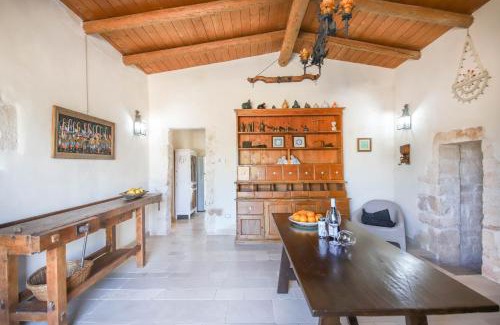 Triggianello Casa | TD Trulli Albapetra Pool & Olive Trees