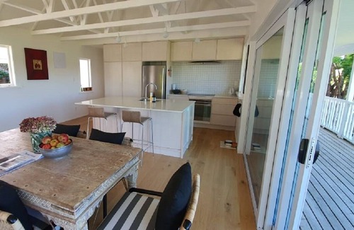 Mahurangi Casa | Te Kapa Cottage, 3 bedroom.