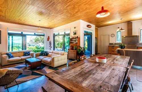 Ostend Casa | Te Kohanga (The Nest) con spa y uso GRATUITO de automóvil *