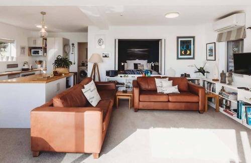 Bell Block Apartamento | Te Moana Waterfront - beachside accommodation