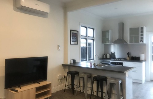 Blenheim Casa | Te Waiharakeke Villa