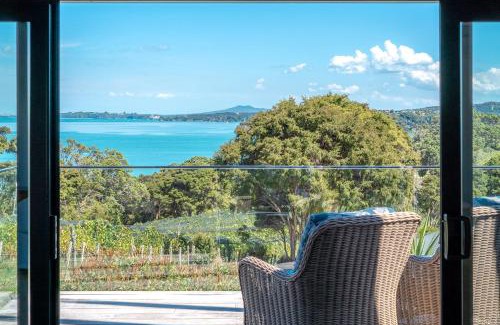 Omiha Casa | Te Whau Retreat - Guest House - Be My Guest Waiheke