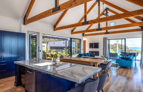 Omiha Casa | Te Whau Retreat - Stay Waiheke