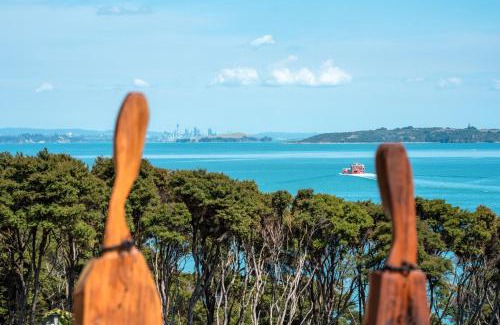 Omiha Casa | Te Whau Retreat - The Cottage - Be My Guest Waiheke