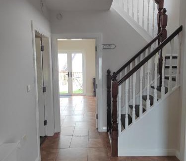 Newtown Cunningham Casa | Teach Abhaile Donegal