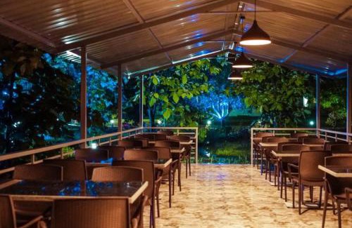 Karjat Complejo | Teak Resort Karjat