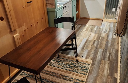 Custer Cabina | Teeny Home in the Black Hills!
