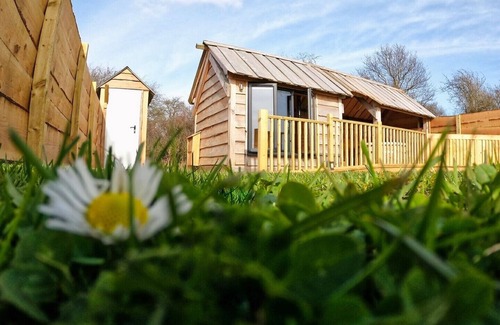 Maidwell Cabina | Teeny Weeny Two