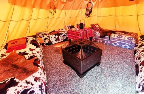 Chodouny Otro | Teepee Camp Lounky