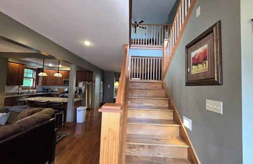 Silver Ridge Casa | Tees 'N Skis- Spacious 4 bedroom with Private Hot Tub near golfing, skiing and hiking