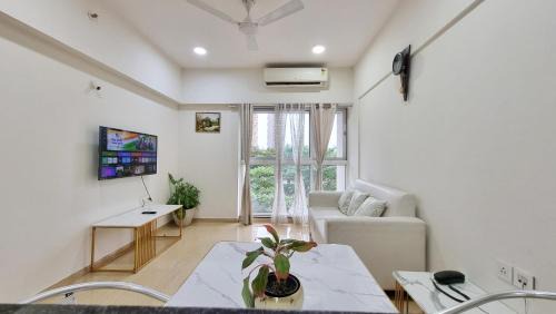 Kadadhe Apartamento | Teesta Suites at Lodha Belmondo Golf Resort 1BHK Apartments in Pune