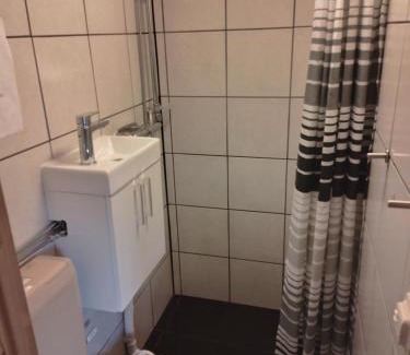 Nattraby Cabina | Tegelvägen B