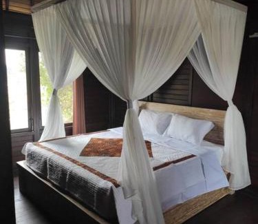 Peliatan Casa | Tegeswoodhouse,Private pool,two bedrooms and free wifi