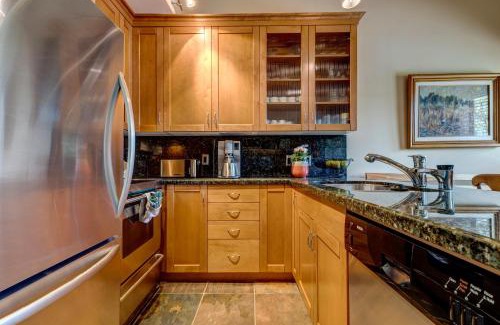 Whistler Village Casa | Telemark 23