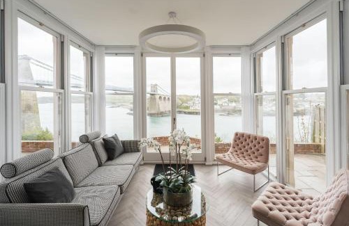 Bangor Casa | Telford House By Birch Stays