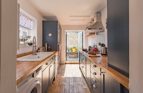 Deal Cabaña | Tell-Tale Cottage, Deal