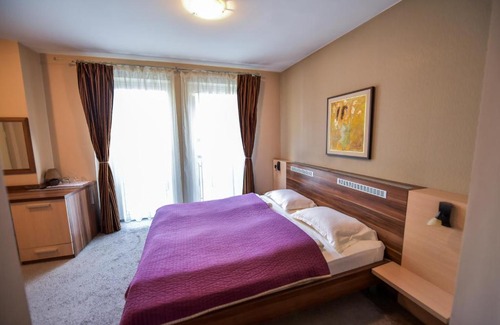 Cacak Cama Y Desayuno | Tema apartments & rooms